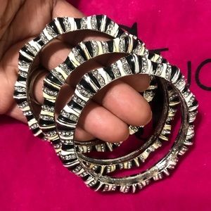 Sassy Jones Samba bracelet set